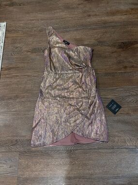 Shiny Gold One-Shoulder Bodycon Mini Dress